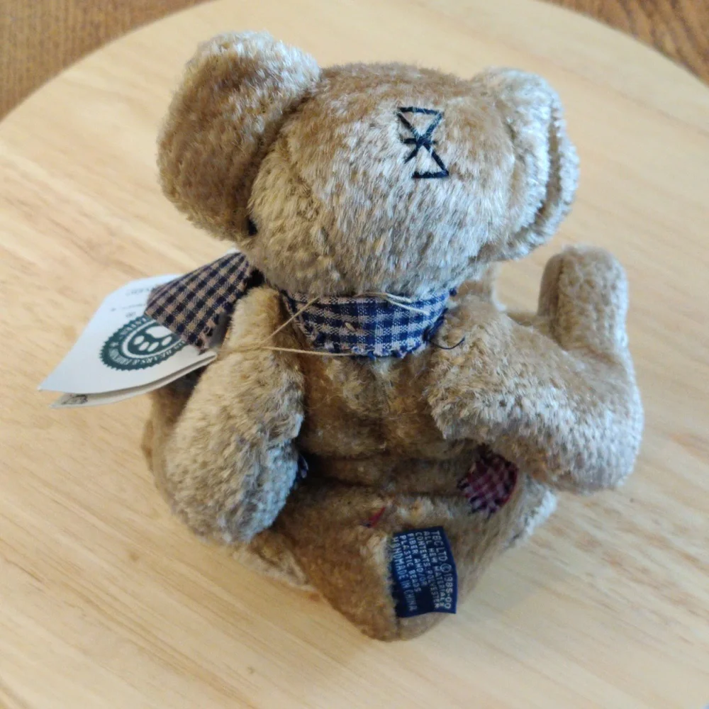Vtg Boyds Bear- Patches B. Beariluved Plush Dog Toy with Checkered Scarf